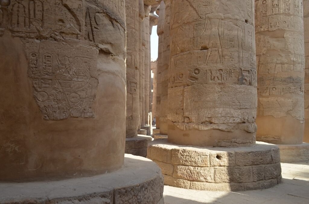 Le colonne della sala ipostila di Karnak a Luxor