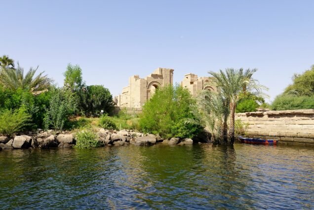 Il tempio di Iside a Philae sull'isola di Agilkia