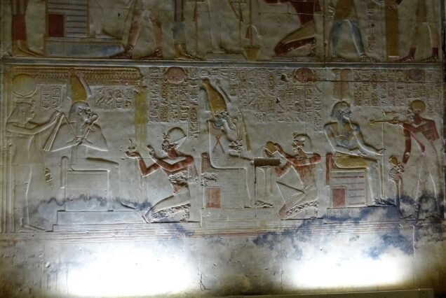 Le scene di offerta a Osiride dipinte nel tempio di Abydos