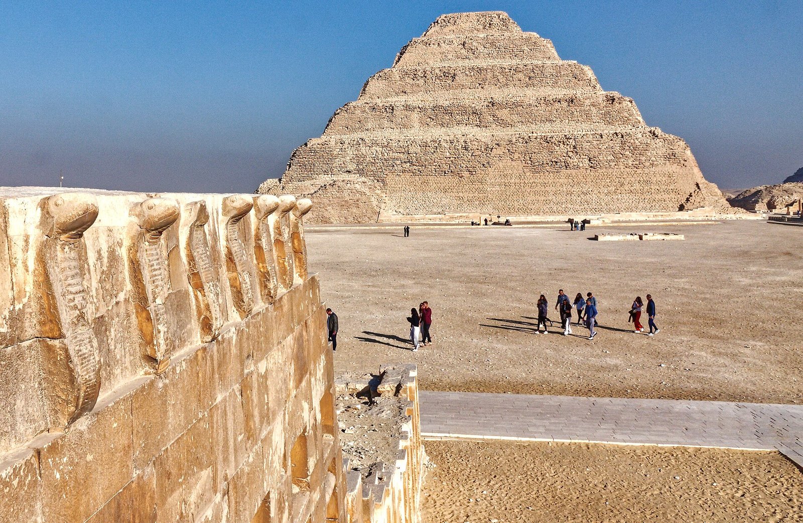 La piramide a gradoni di Djoser a Saqqara
