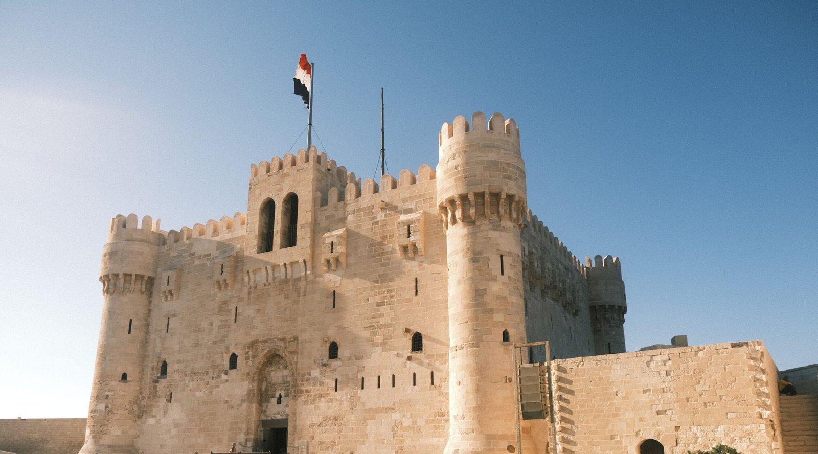 La cittadella di Qaitbay ad Alessandria d'Egitto, la fortezza mamelucca costruita sul sito del faro